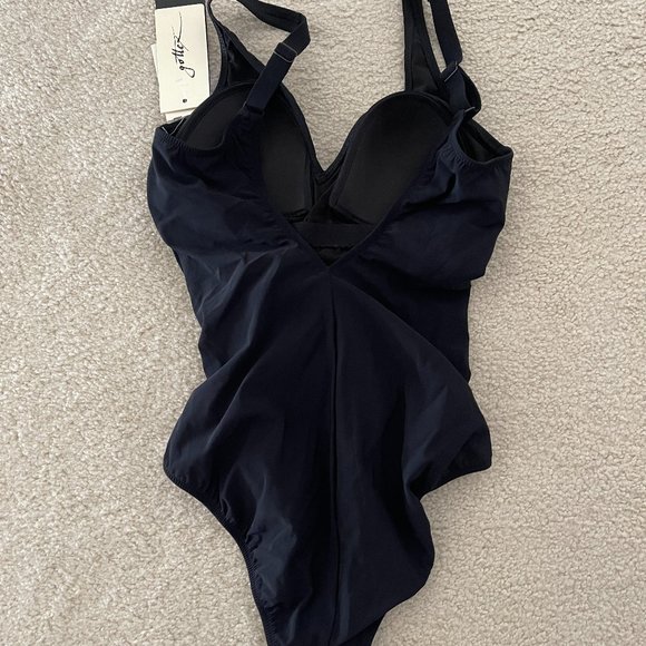 NWT Profile by Gottex Tutti Frutti Center Ruched V-Neck One Piece ~ Black ~ 8 - Picture 3 of 5